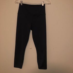 Velocity Capri Leggings